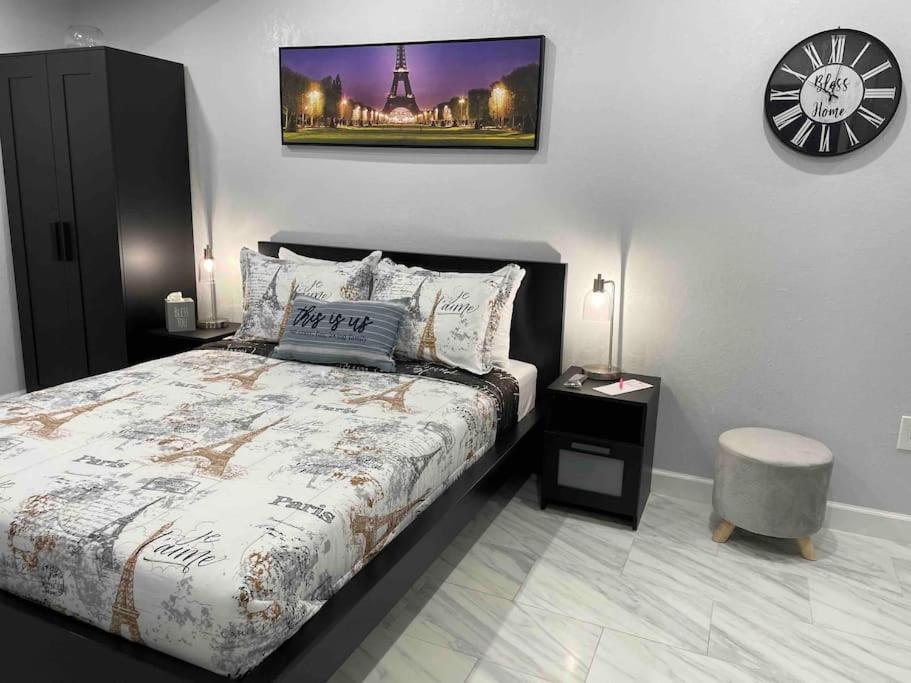 The Little Paris Suite Тампа Екстер'єр фото