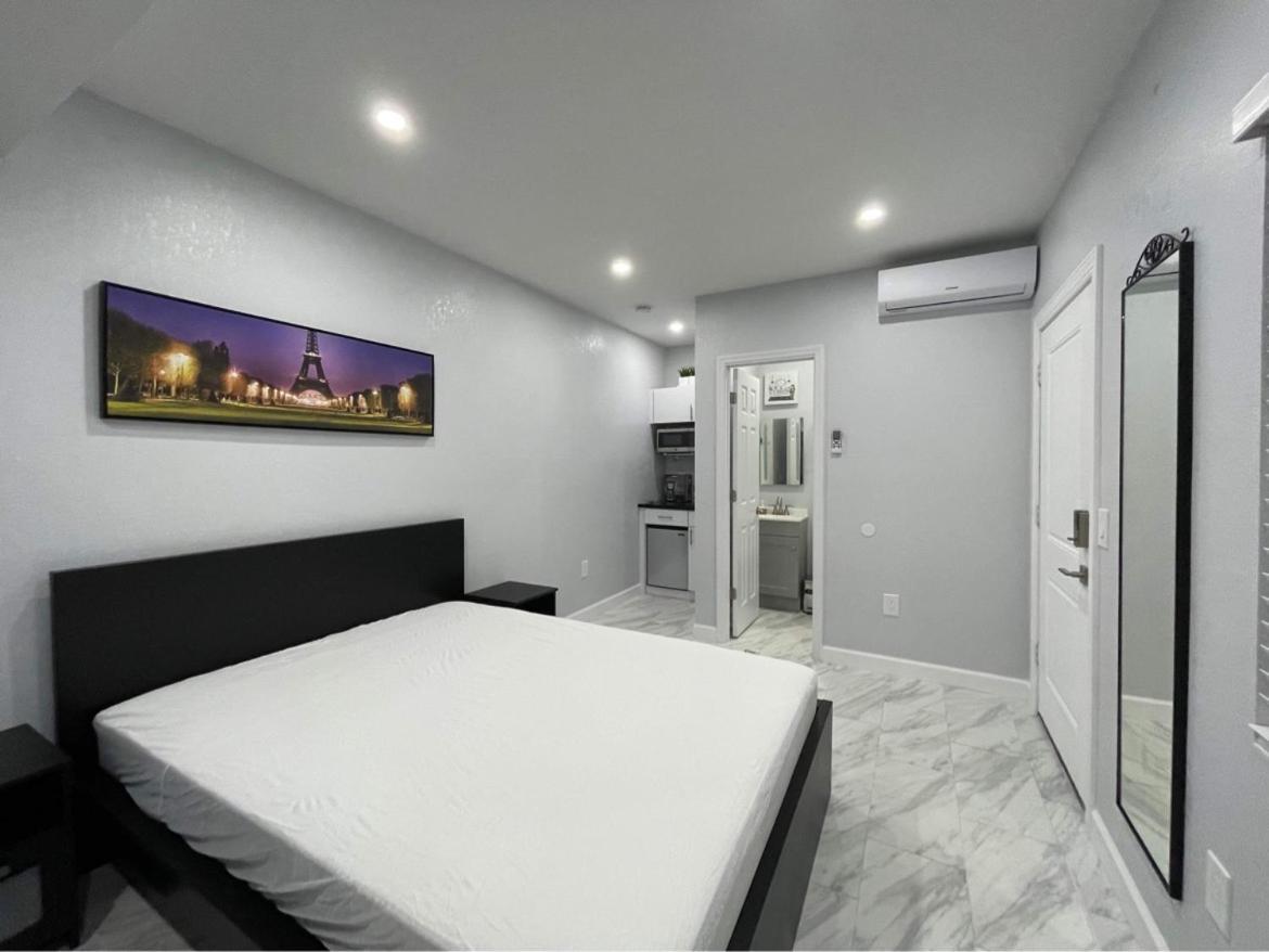 The Little Paris Suite Тампа Екстер'єр фото
