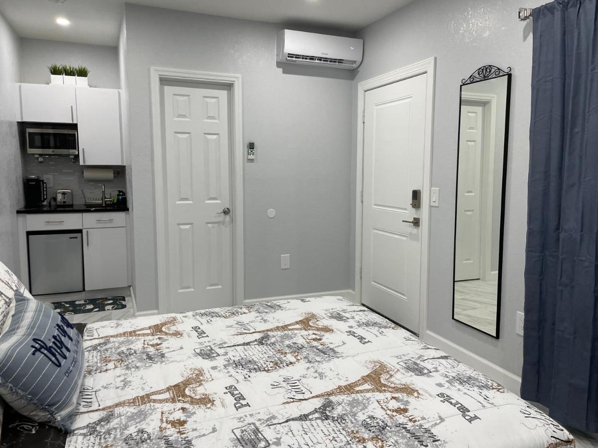 The Little Paris Suite Тампа Екстер'єр фото